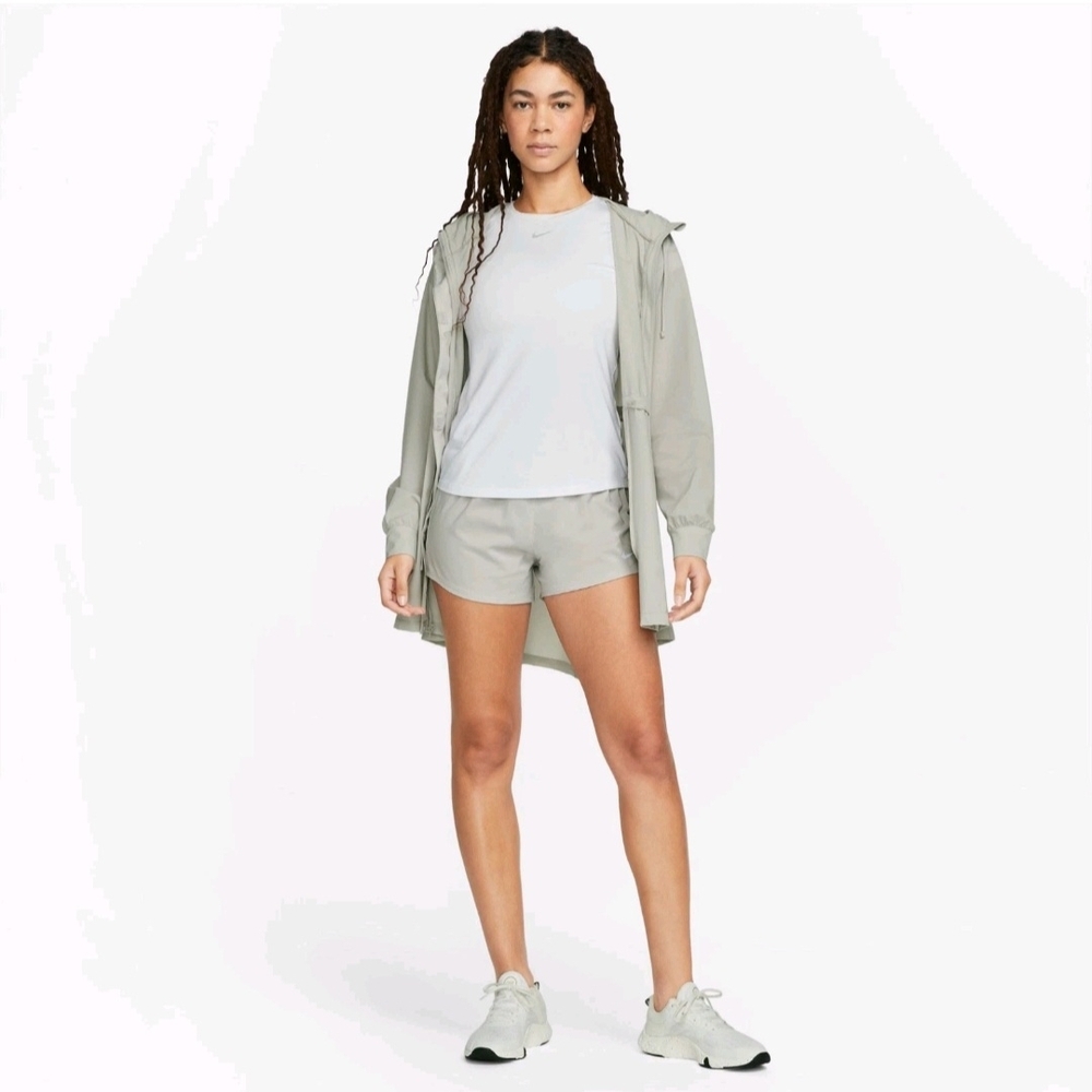 Nike One Dri Fit Light Gray Women's Athletic Shorts Size Large - Picture 7 of 10